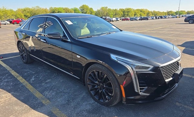 Cadillac CT6 Vehicle Full-screen Gallery Image 03