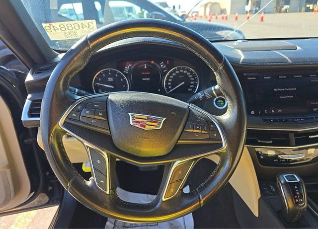 Cadillac CT6 Vehicle Full-screen Gallery Image 07