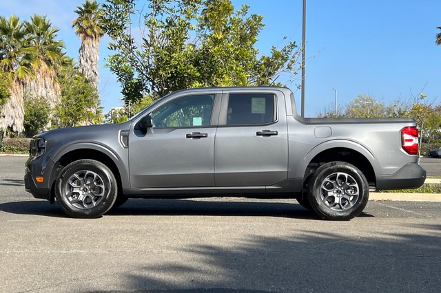 Ford Maverick Vehicle Full-screen Gallery Image 06