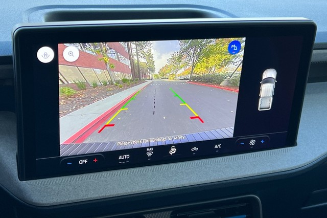 Ford Maverick Vehicle Full-screen Gallery Image 19