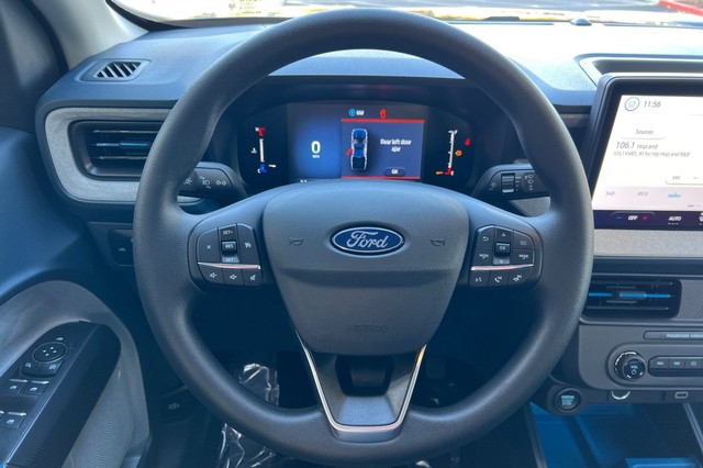 Ford Maverick Vehicle Full-screen Gallery Image 23