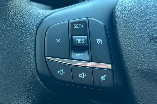 Ford Maverick Vehicle Full-screen Gallery Image 24