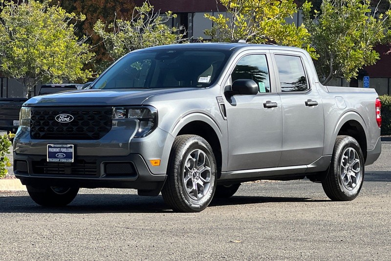 Ford Maverick Vehicle Full-screen Gallery Image 07