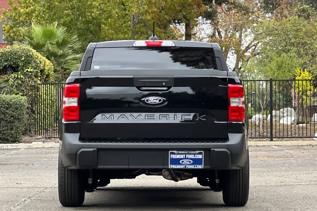 Ford Maverick Vehicle Full-screen Gallery Image 04