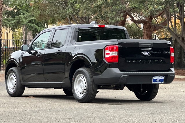 Ford Maverick Vehicle Full-screen Gallery Image 05