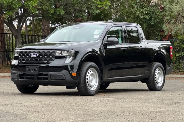 Ford Maverick Vehicle Full-screen Gallery Image 07