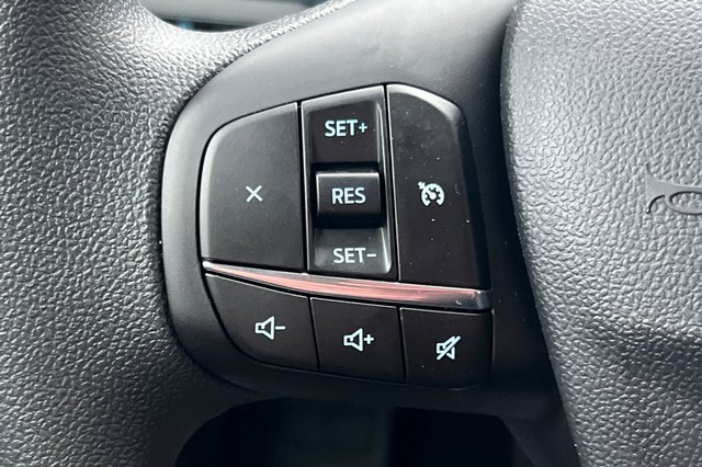 Ford Maverick Vehicle Full-screen Gallery Image 23