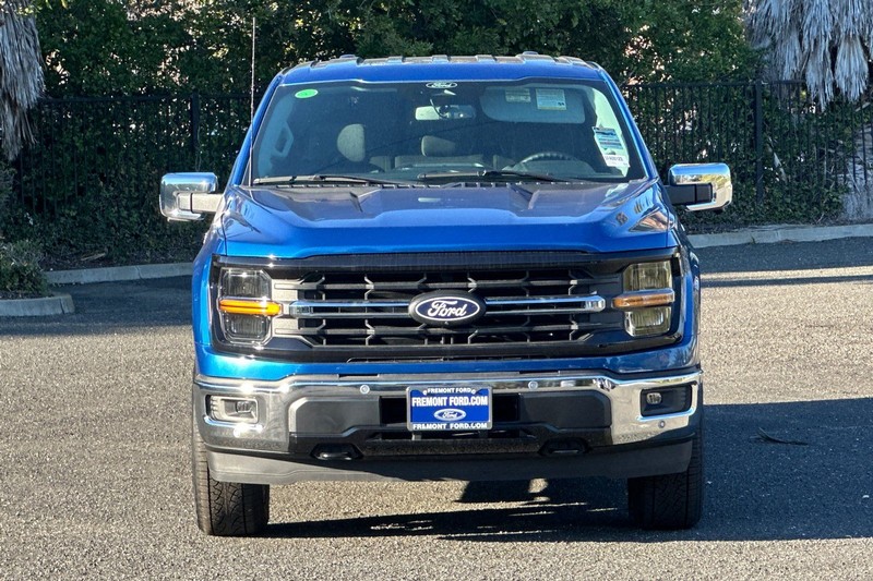 Ford F-150 Vehicle Full-screen Gallery Image 08