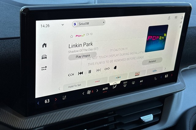 Ford Explorer Vehicle Full-screen Gallery Image 21