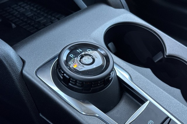 Ford Bronco Sport Vehicle Full-screen Gallery Image 24