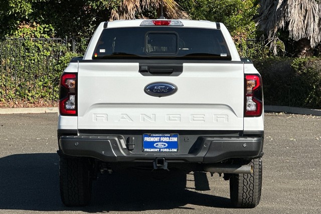 Ford Ranger Vehicle Full-screen Gallery Image 04