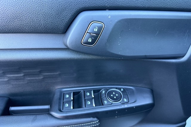 Ford Ranger Vehicle Full-screen Gallery Image 10