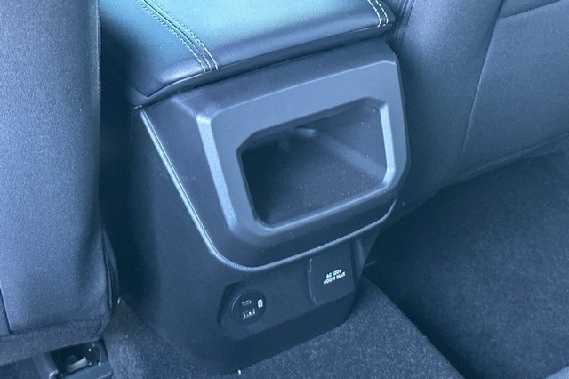 Ford Ranger Vehicle Full-screen Gallery Image 13