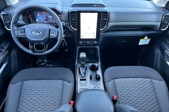 Ford Ranger Vehicle Full-screen Gallery Image 14