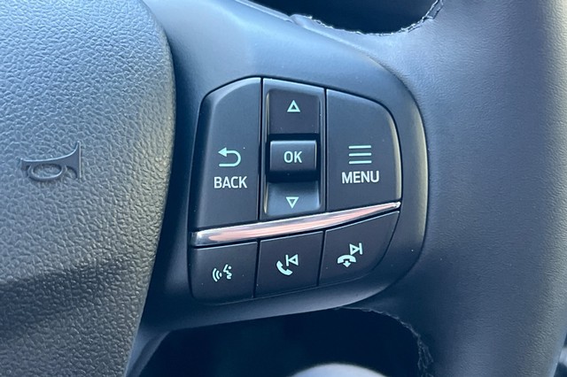 Ford Bronco Sport Vehicle Full-screen Gallery Image 29