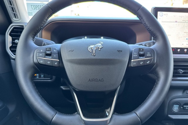 Ford Bronco Sport Vehicle Full-screen Gallery Image 26