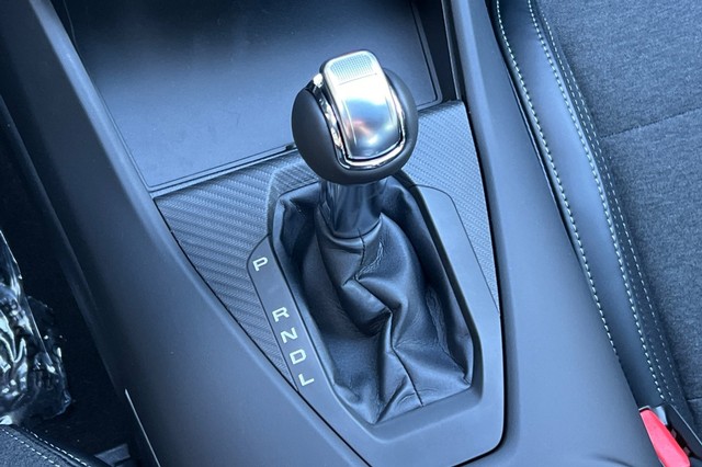 Ford Mustang Vehicle Full-screen Gallery Image 21