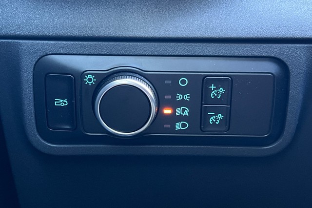 Ford Mustang Vehicle Full-screen Gallery Image 27