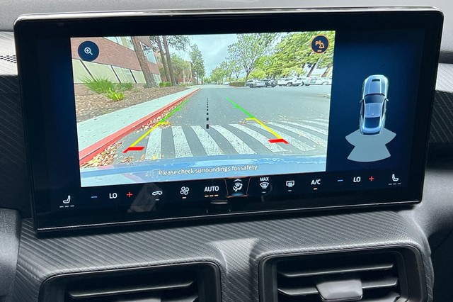 Ford Mustang Vehicle Full-screen Gallery Image 19