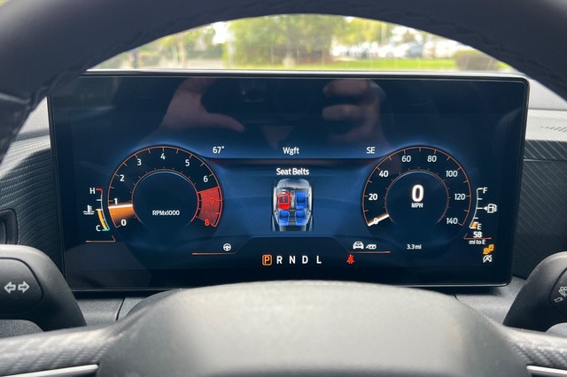 Ford Mustang Vehicle Full-screen Gallery Image 26