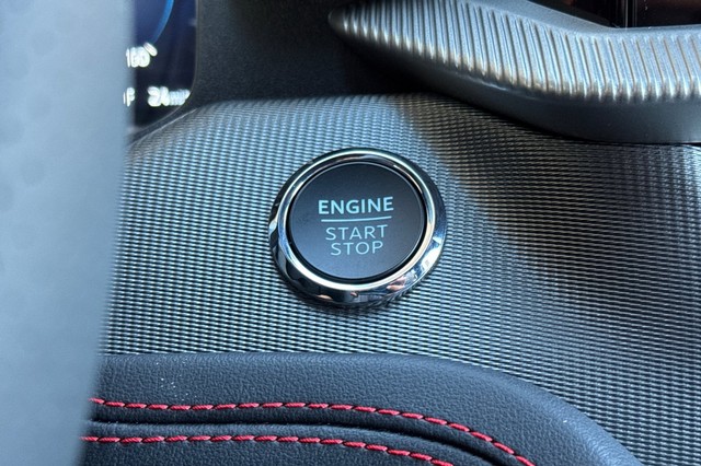 Ford Explorer Vehicle Full-screen Gallery Image 27