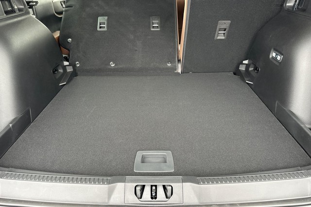 Ford Bronco Sport Vehicle Full-screen Gallery Image 16