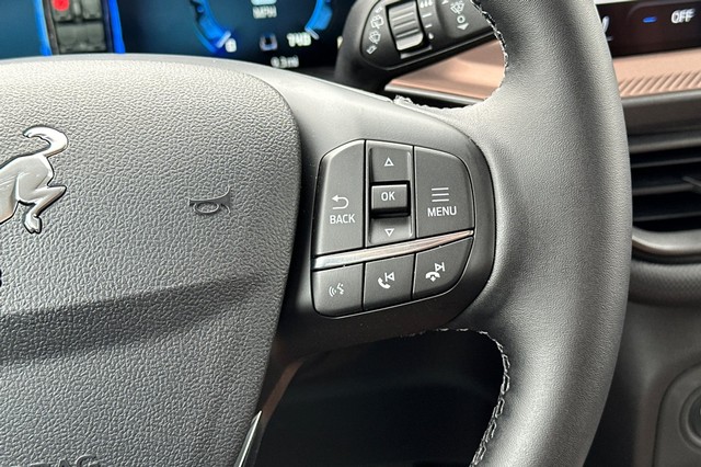 Ford Bronco Sport Vehicle Full-screen Gallery Image 29