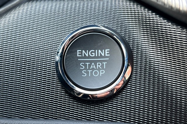 Ford Explorer Vehicle Full-screen Gallery Image 26