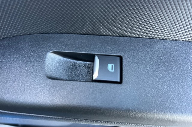 Ford Bronco Sport Vehicle Full-screen Gallery Image 19