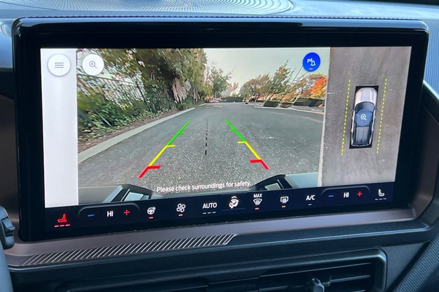 Ford Bronco Sport Vehicle Full-screen Gallery Image 22