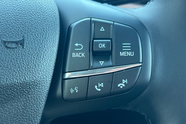 Ford Bronco Sport Vehicle Full-screen Gallery Image 28