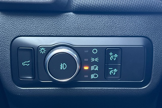 Ford Bronco Sport Vehicle Full-screen Gallery Image 30