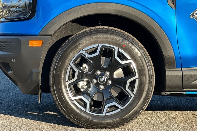 Ford Bronco Sport Vehicle Full-screen Gallery Image 31