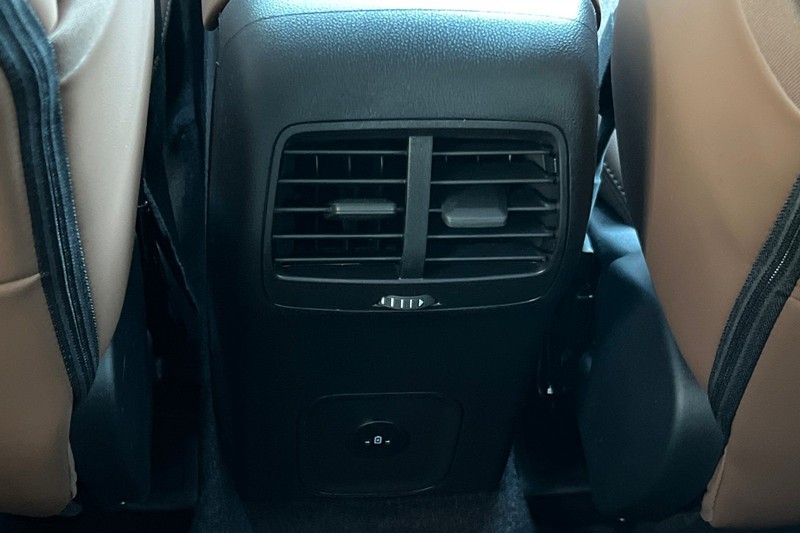 Ford Bronco Sport Vehicle Full-screen Gallery Image 13