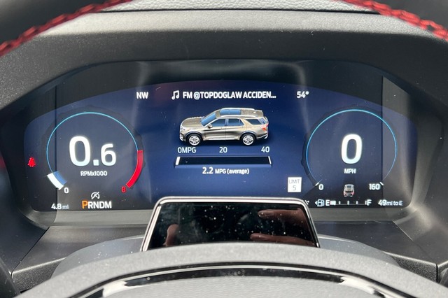 Ford Explorer Vehicle Full-screen Gallery Image 30