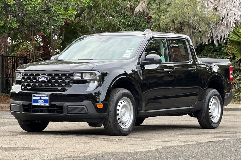 Ford Maverick Vehicle Full-screen Gallery Image 07