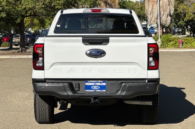 Ford Ranger Vehicle Full-screen Gallery Image 04