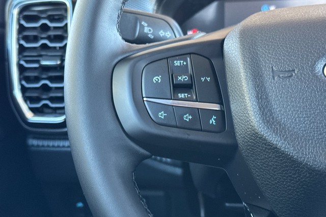 Ford Ranger Vehicle Full-screen Gallery Image 25