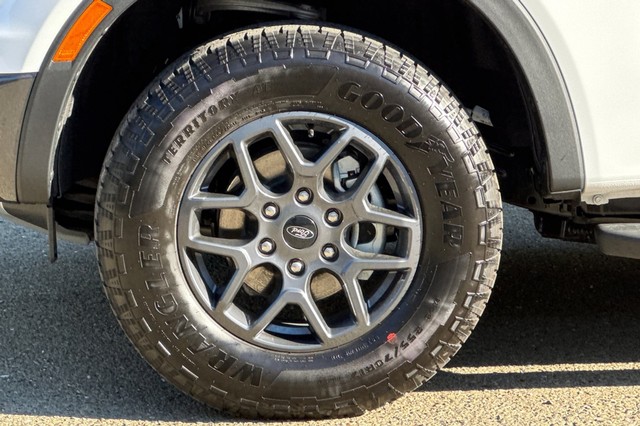 Ford Ranger Vehicle Full-screen Gallery Image 29