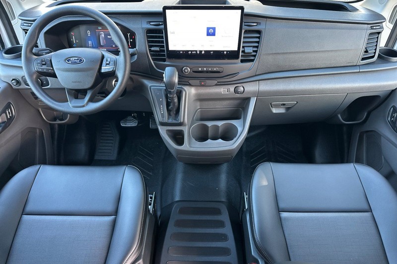 Ford Transit-150 Vehicle Full-screen Gallery Image 13