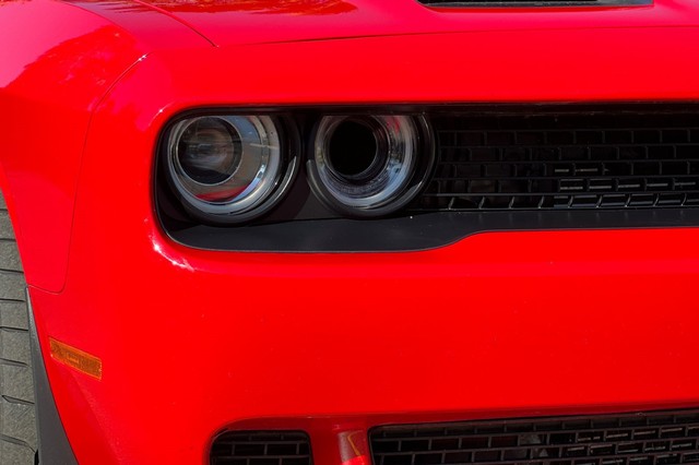 Dodge Challenger Vehicle Full-screen Gallery Image 43