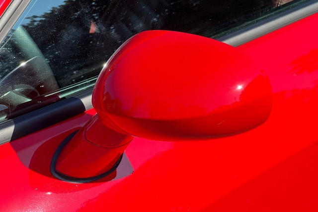 Dodge Challenger Vehicle Full-screen Gallery Image 50