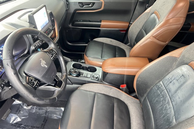 Ford Bronco Sport Vehicle Full-screen Gallery Image 10