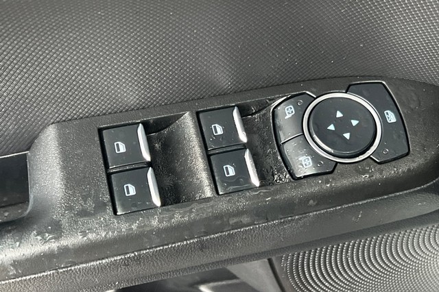 Ford Bronco Sport Vehicle Full-screen Gallery Image 12