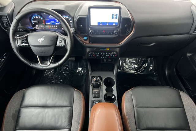 Ford Bronco Sport Vehicle Full-screen Gallery Image 15