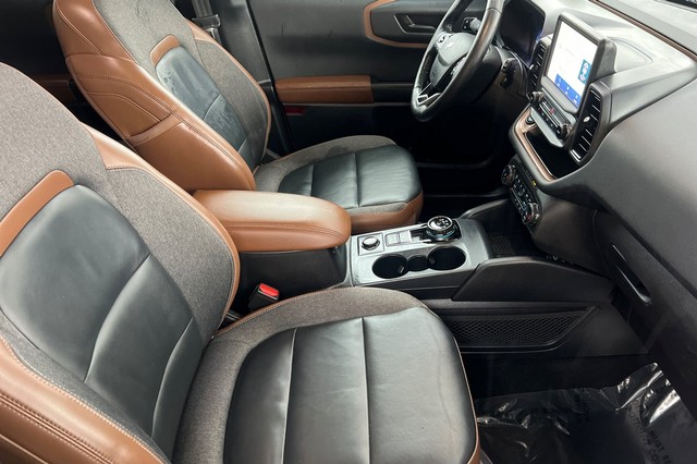 Ford Bronco Sport Vehicle Full-screen Gallery Image 19