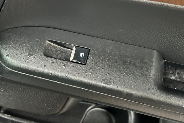 Ford Bronco Sport Vehicle Full-screen Gallery Image 22