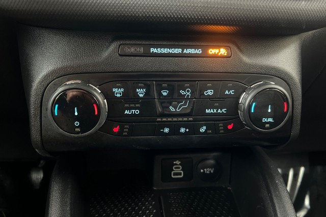 Ford Bronco Sport Vehicle Full-screen Gallery Image 28