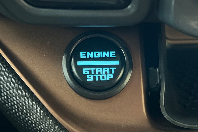 Ford Bronco Sport Vehicle Full-screen Gallery Image 35