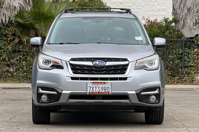 Subaru Forester Vehicle Full-screen Gallery Image 08